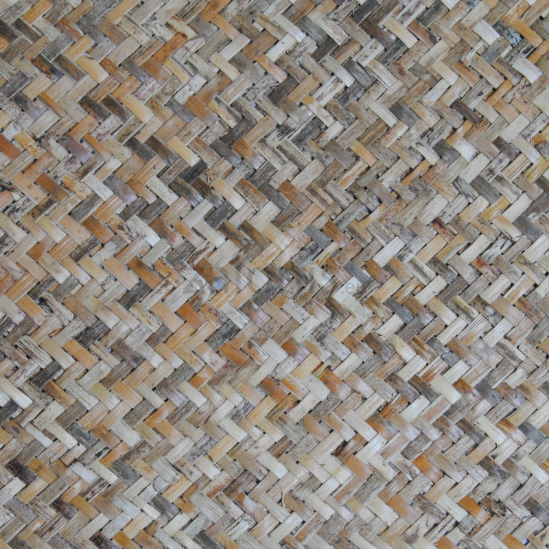 ΨΑΘΑ ΣΕ ΛΑΜΔΑ ΜΟΤΙΒΟ / 90